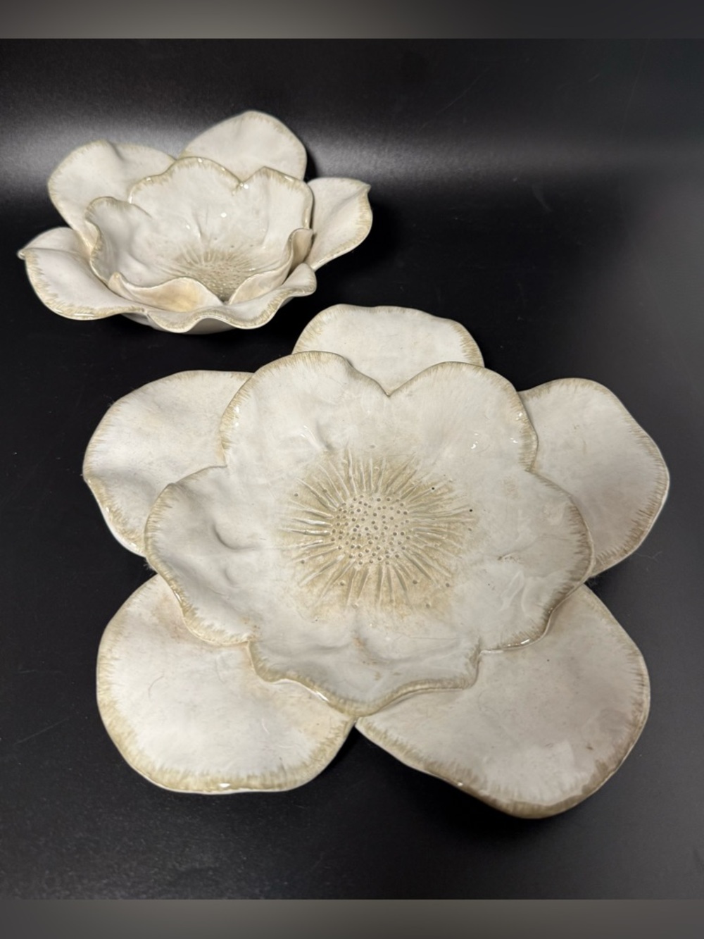 Studio B Magenta ceramic flower petal plate 8.5” & bowl 6.5”